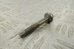 Injector clamp screw  1106