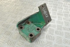 Engine mount  1004